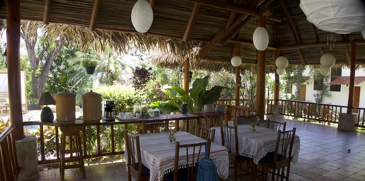 Eating area at Kambo Casita Ayahuasca Retreat in Sámara Guanacaste Costa Rica
