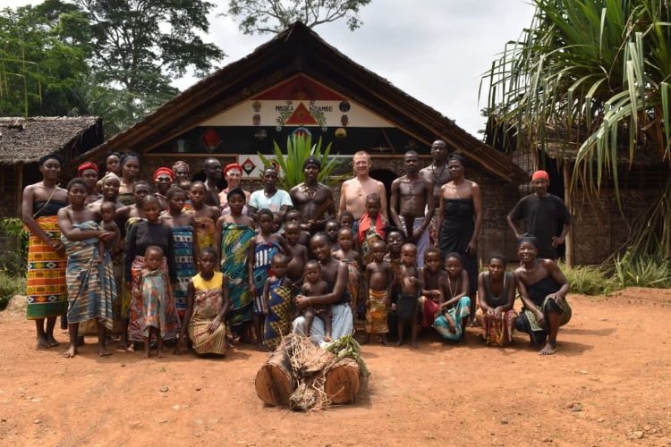 Babongo people and trained in the Miobe branch of the Bwiti school at Ikara Iboga Center Dominical Costa Rica