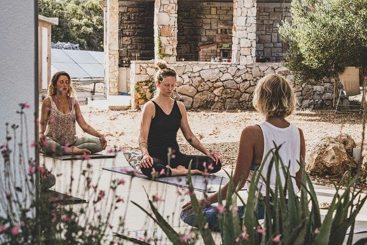 Harmonizing lessons amidst nature's embrace. Integration at its purest, under the open sky here at Resilience to Radiance Psychedelic Retreat in Alicante, Spain