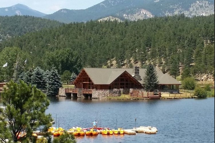 Evergreen Lake House: A tranquil haven nestled among whispering pines, where every stay weaves the magic of nature into the fabric of our retreat experiences.